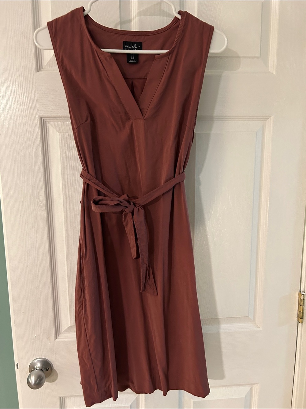 Nicole Miller Rust Sleeveless V-Neck Midi Dress with Tie Belt